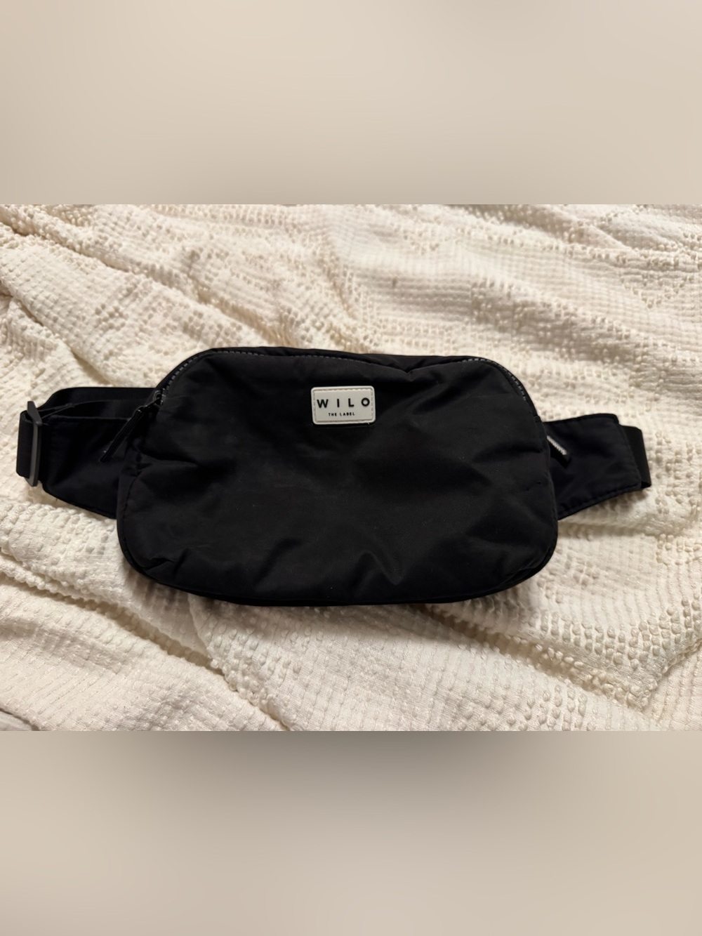 EUC WILO Waist Bag - Sleek Hands-Free Carry